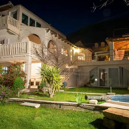 Lantoni Villa Mlini