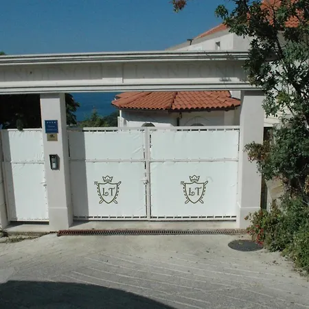 Villa Lantoni *
